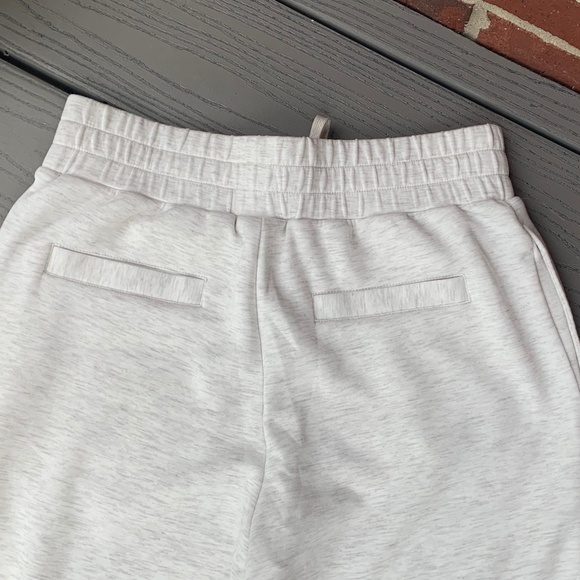 Varley Davidson Sweat Doublesoft 1/4 Zip Pullover and The Slim Pant 25" Set - Picture 13 of 14